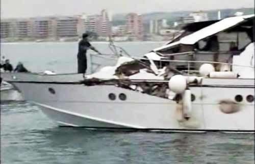 Relief boat Dignity returns to port